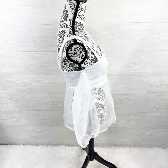 Showpo White Sheer Sleeve Corset-Style Top 4 - Picture 4 of 9